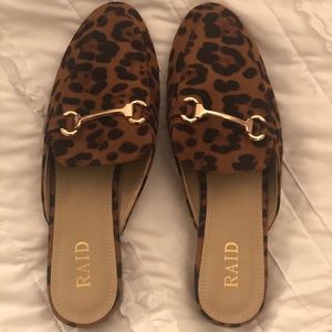 Size US 8 Cheetah Print Mules
